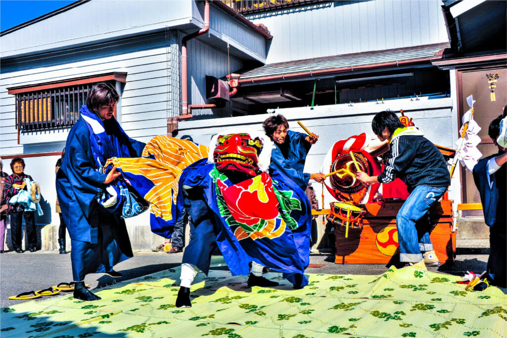 水門祭の獅子舞
